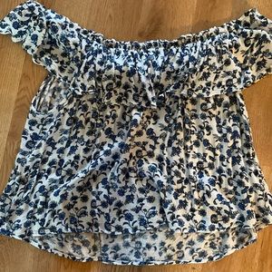 Women’s plus size off the shoulder top